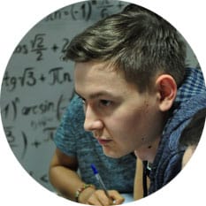 Ленар Амирханов